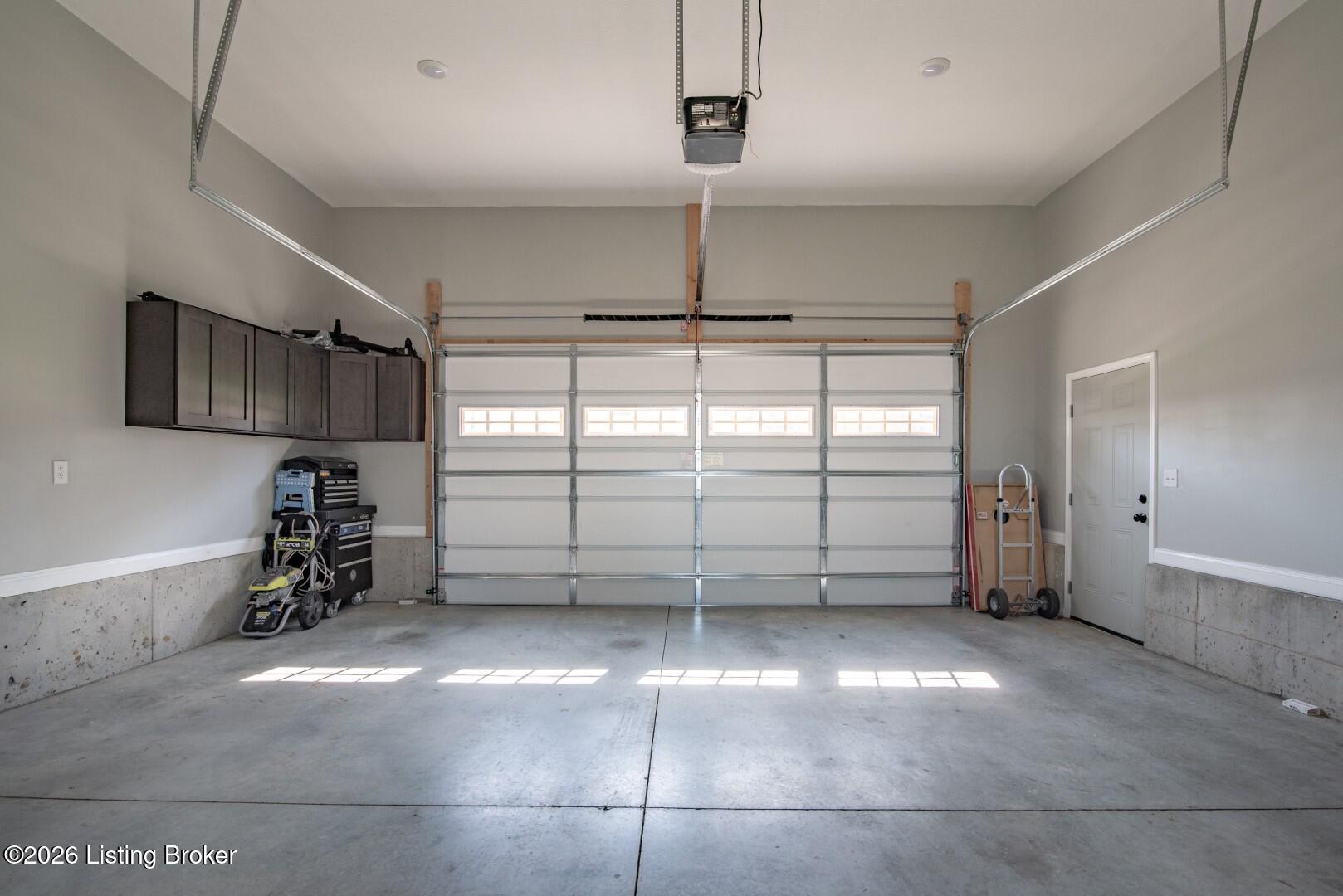631 Lakeshore Pkwy