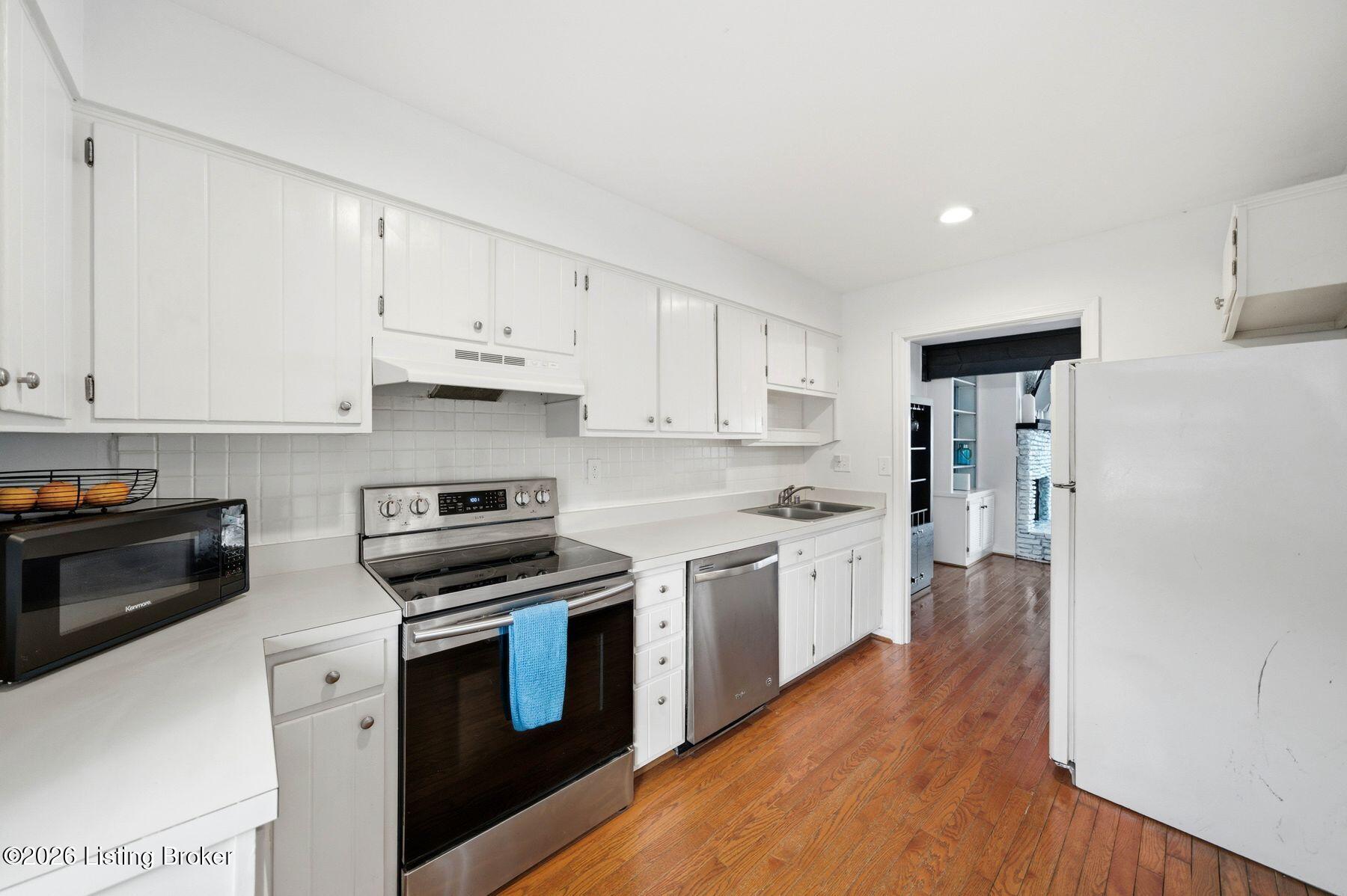 14017 Harbour Pl
