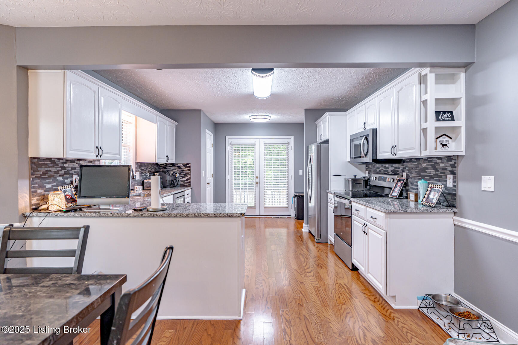 4111 Countryside Dr