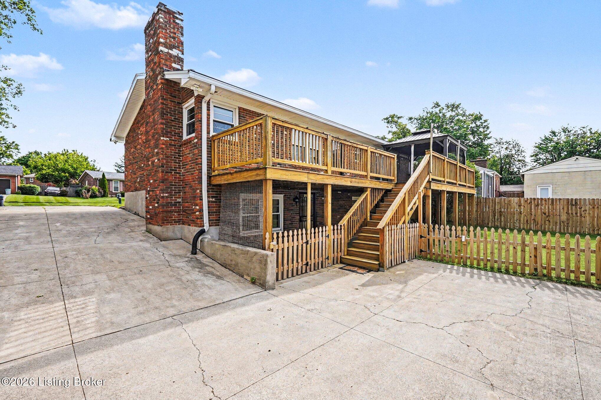 9918 Mary Dell Ln