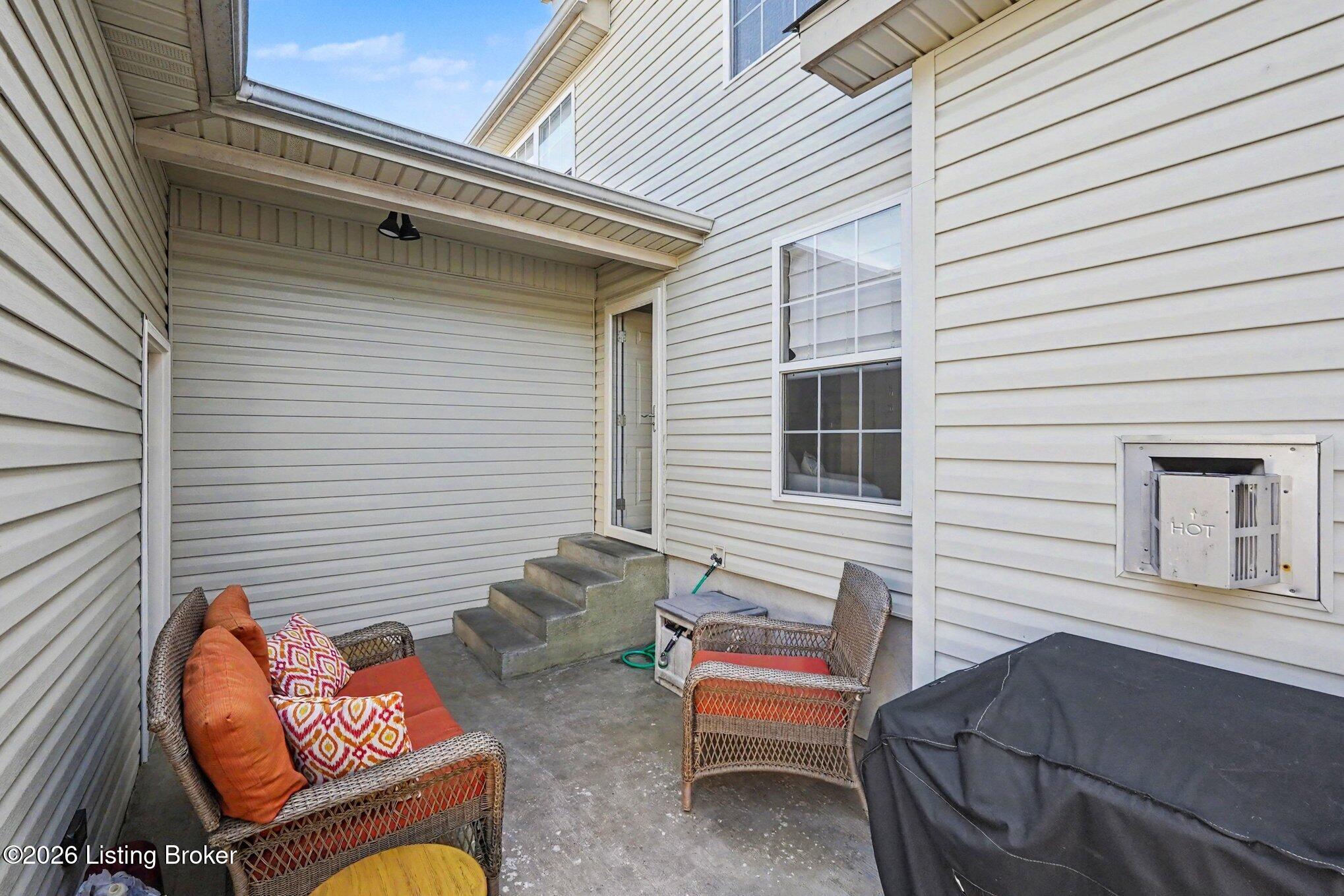 11203 Sandwood Pl