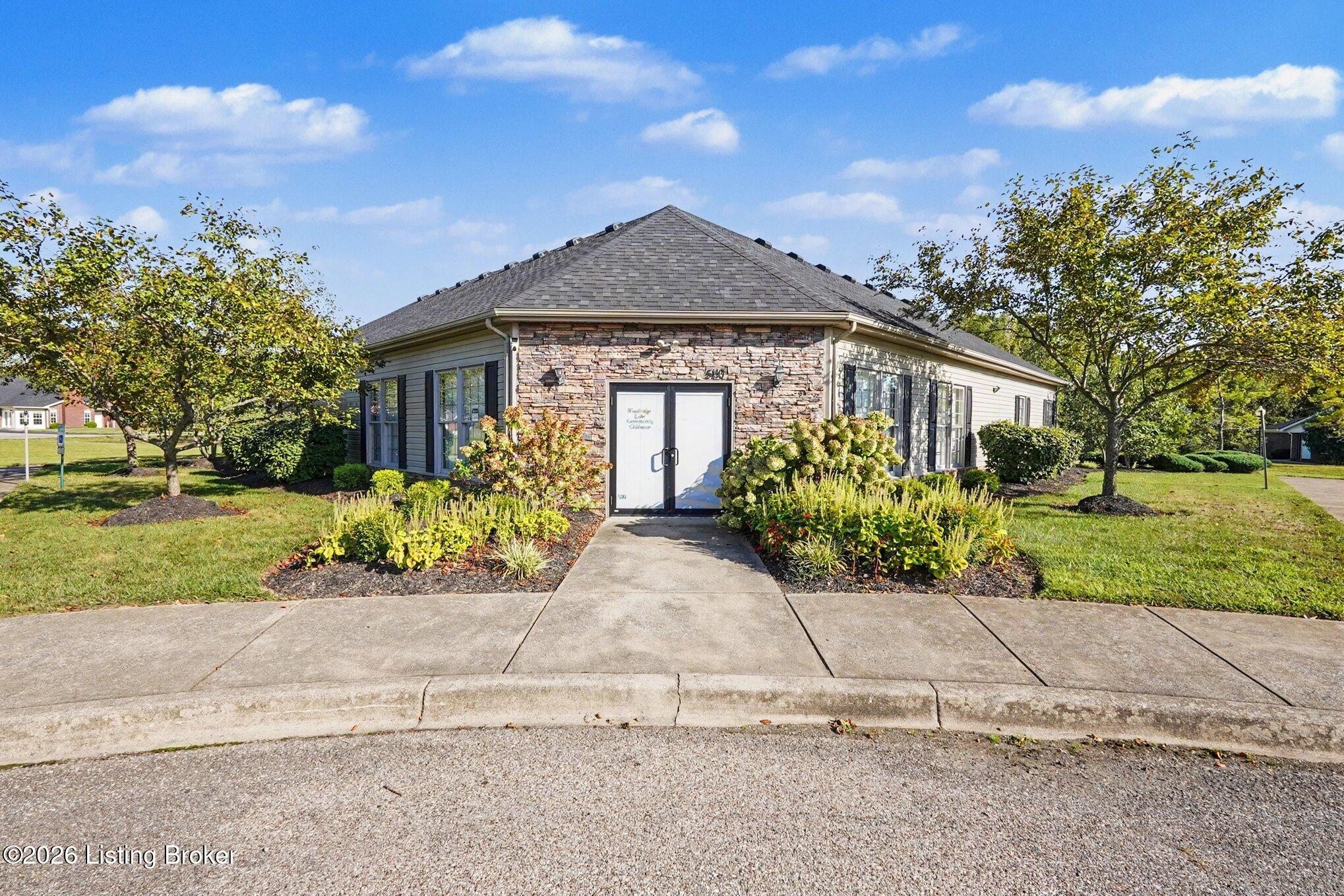 11203 Sandwood Pl