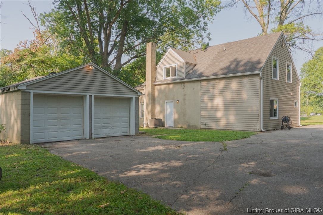 1705 Graybrook Lane