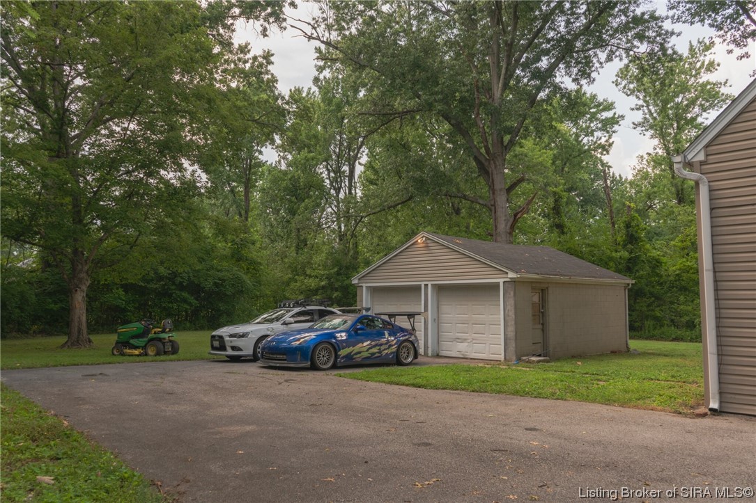 1705 Graybrook Lane
