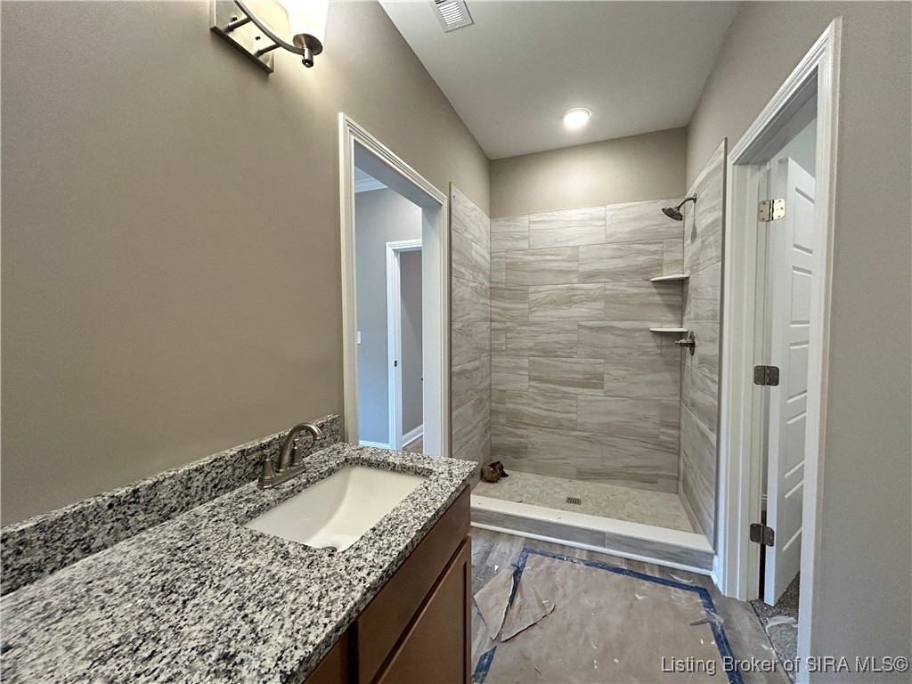 831 Kings Court