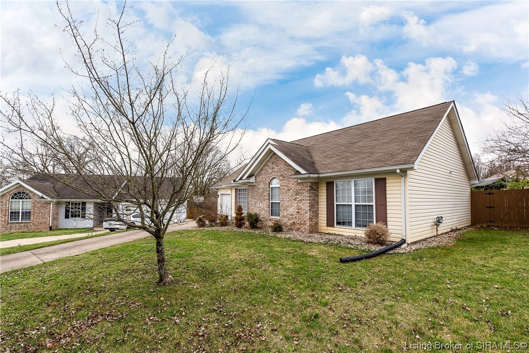 1406 Blackberry Ridge
