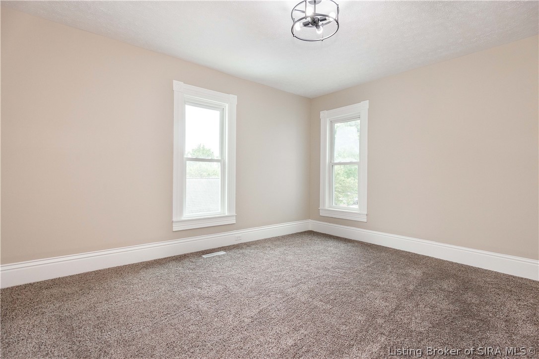 620 W 7th Street