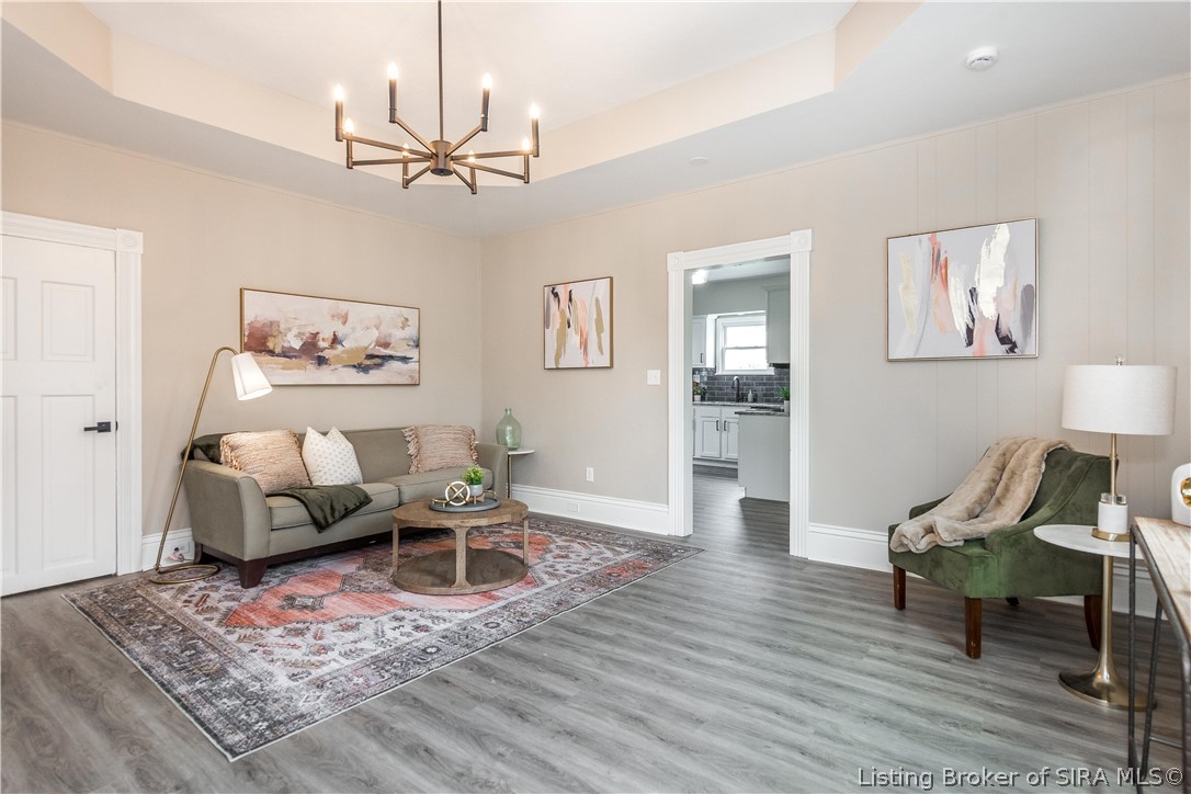 620 W 7th Street