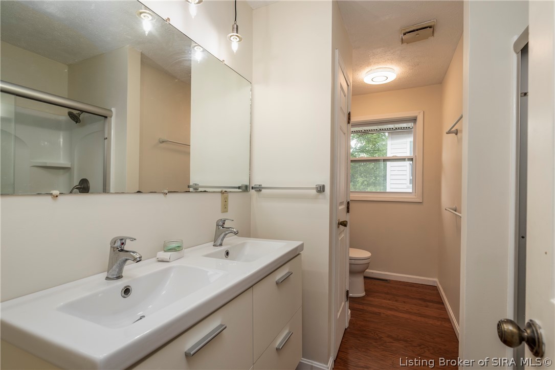 21801 New Market Road