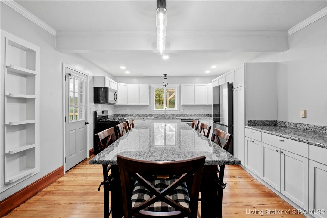 355 N Naugle Lane