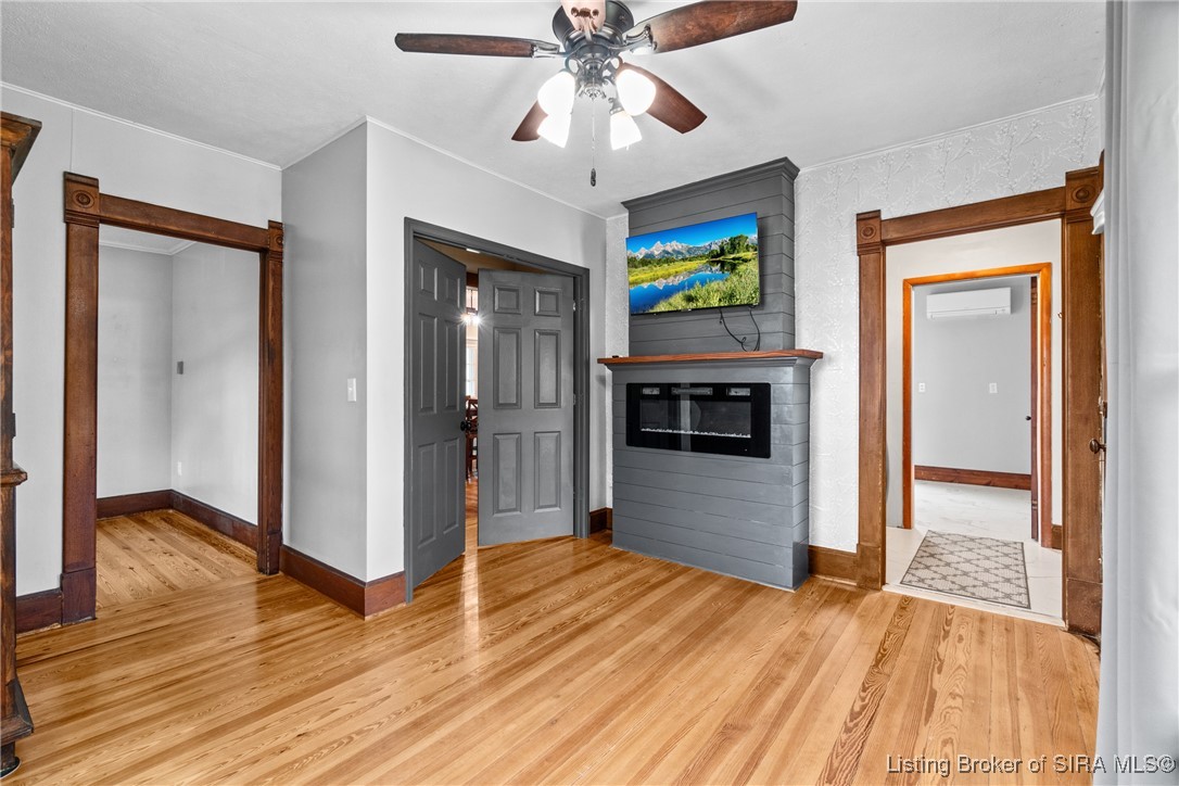 355 N Naugle Lane