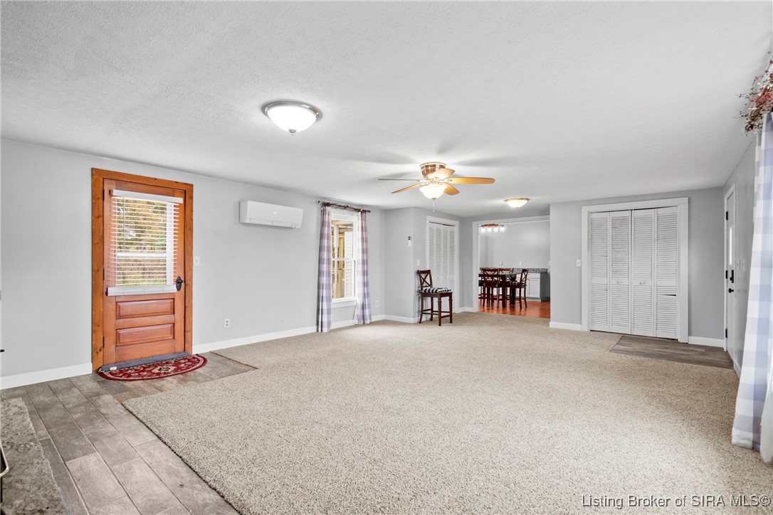 355 N Naugle Lane
