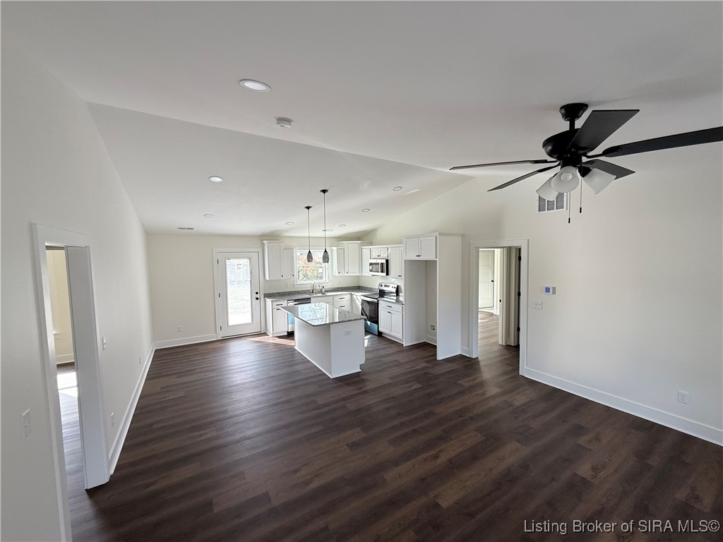 725 Higgins Drive
