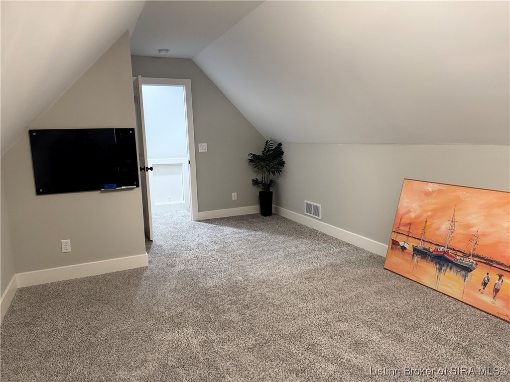 8104 Zelpha Boulevard