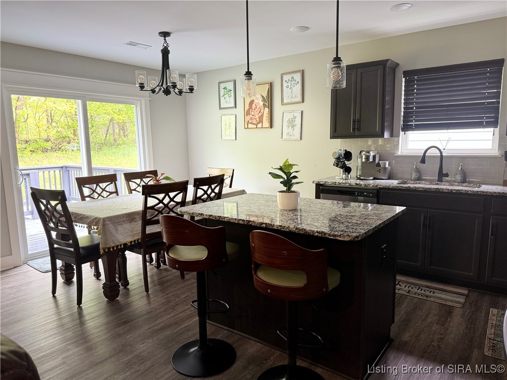 8104 Zelpha Boulevard