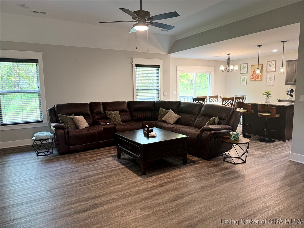 8104 Zelpha Boulevard