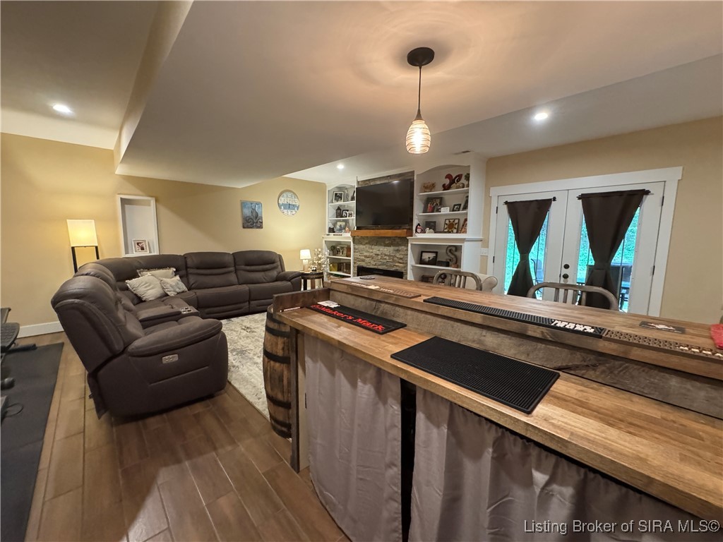 9767 Raider Drive NE
