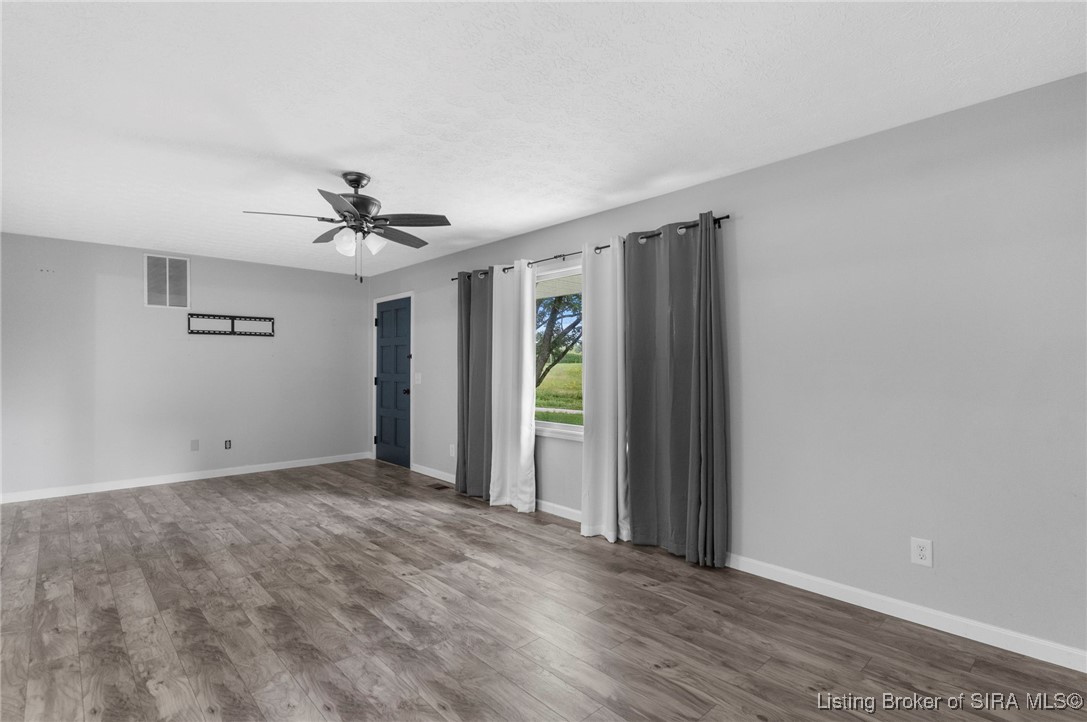 3275 S Charlestown Road