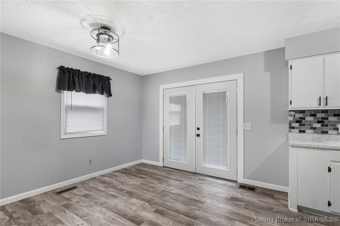 3275 S Charlestown Road