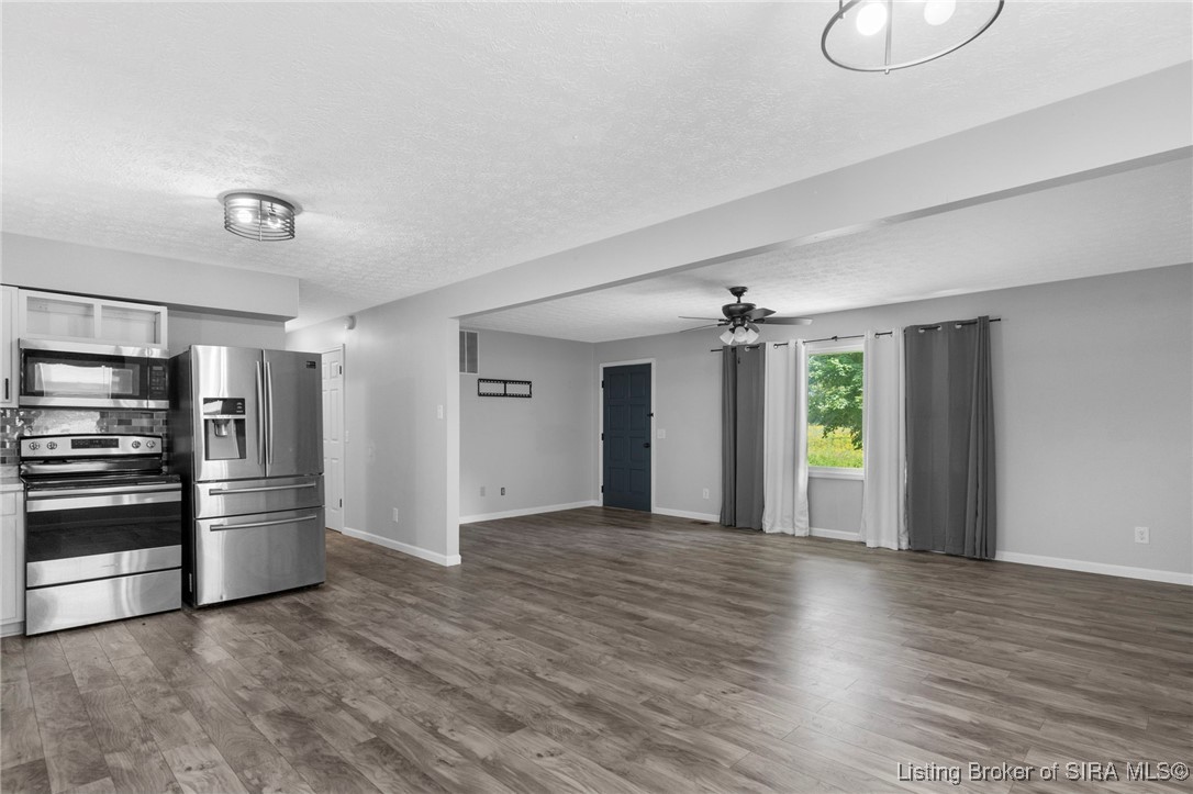3275 S Charlestown Road