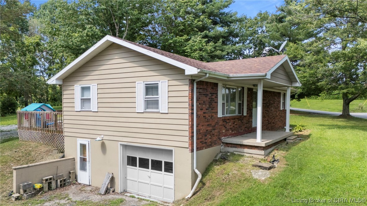 3275 S Charlestown Road