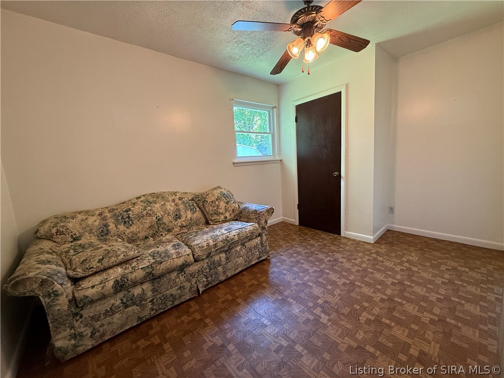 806 Sharon Drive
