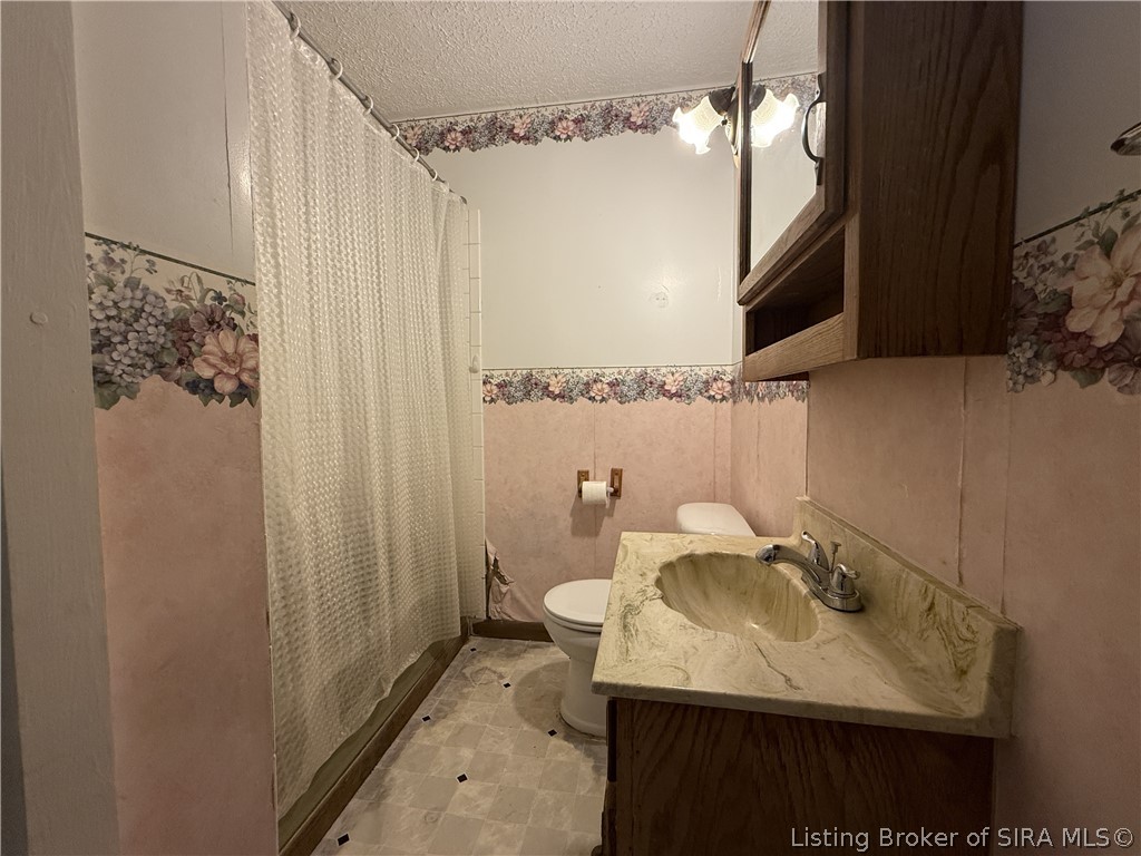 806 Sharon Drive