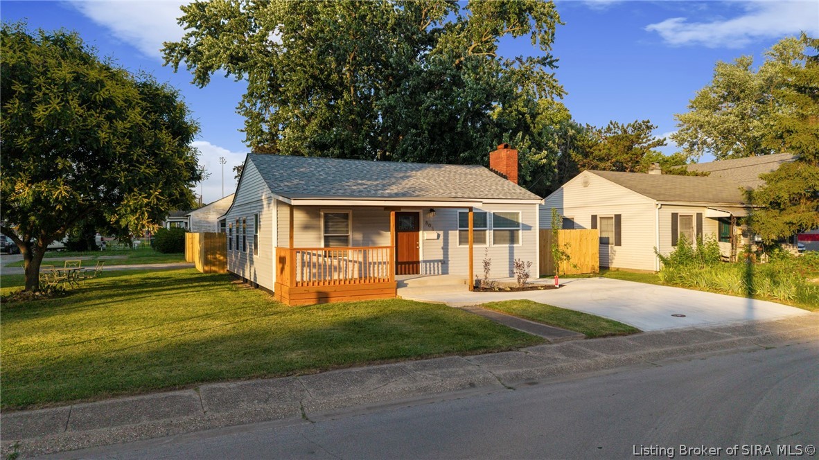 603 Crestview Court
