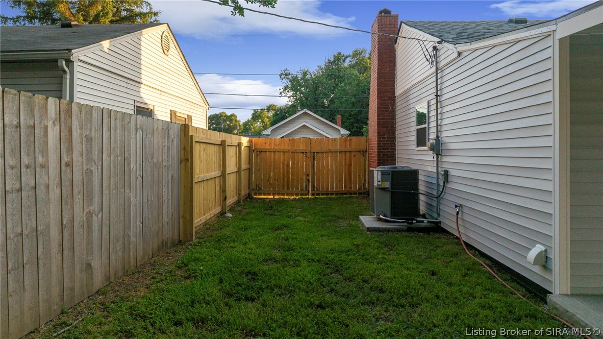 603 Crestview Court