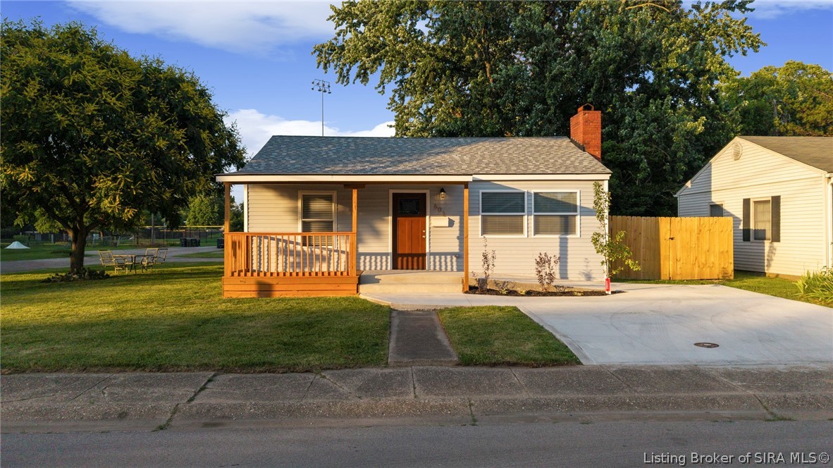 603 Crestview Court