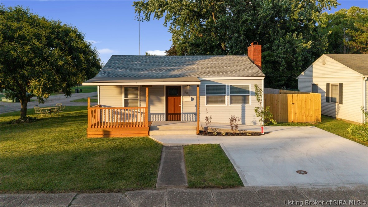 603 Crestview Court