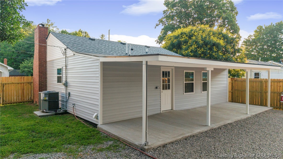 603 Crestview Court