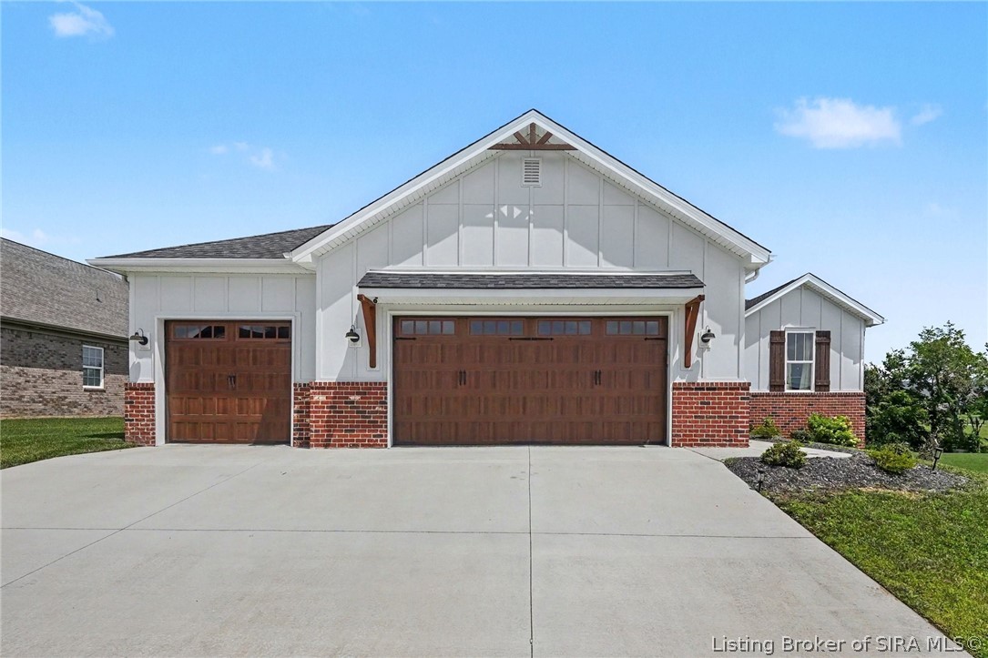 7017 Oaken Lane