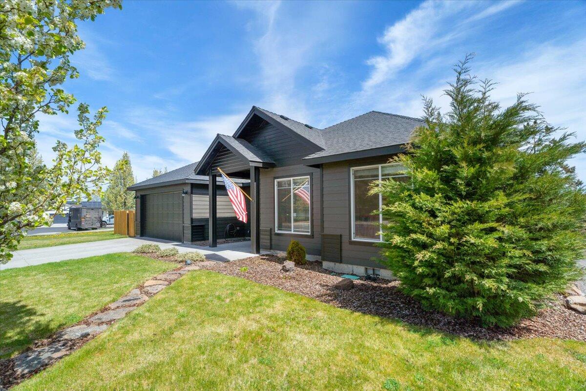 400 NW 16th Place