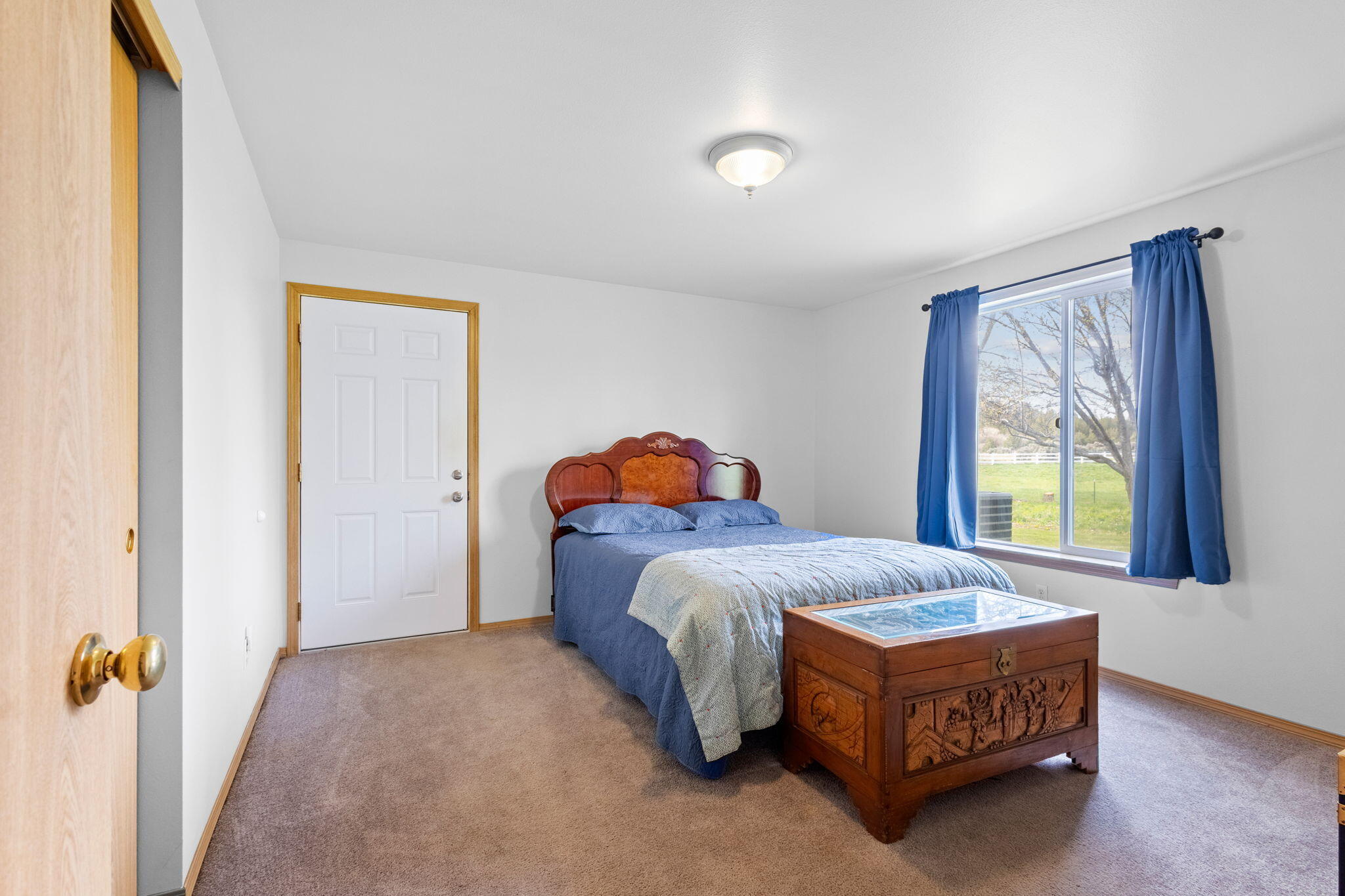 12800 SE Cowboy Court