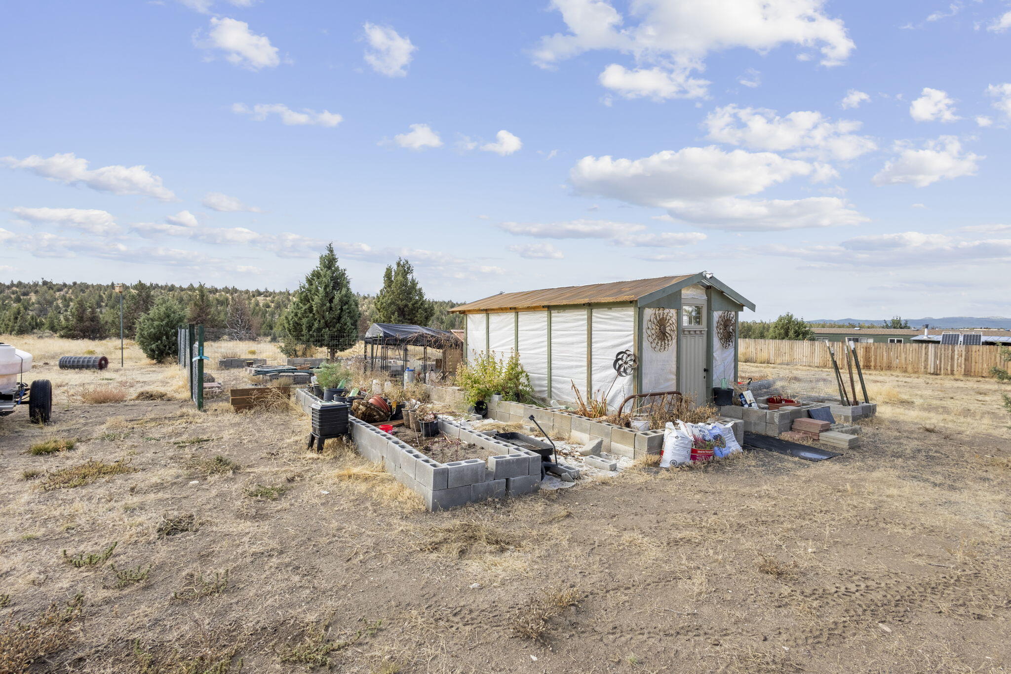 4744 SE Moki Road