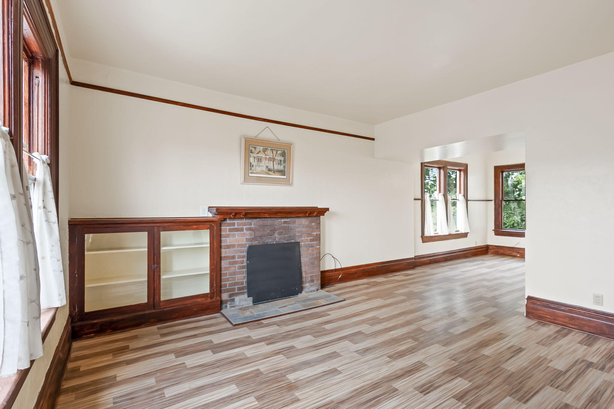 305 NE 7th Street