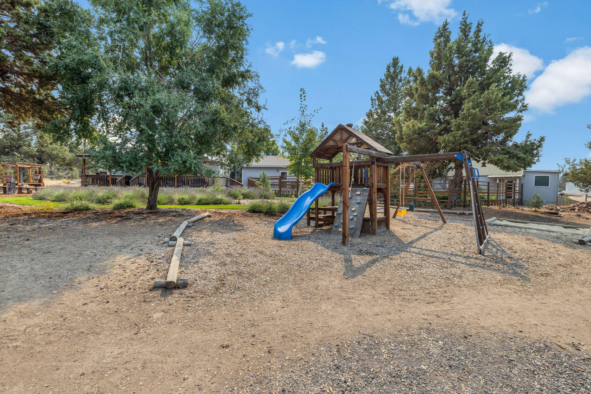 6701 SW Highland Drive