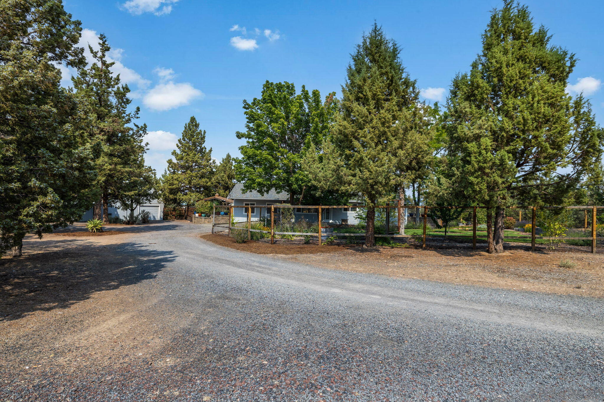 6701 SW Highland Drive