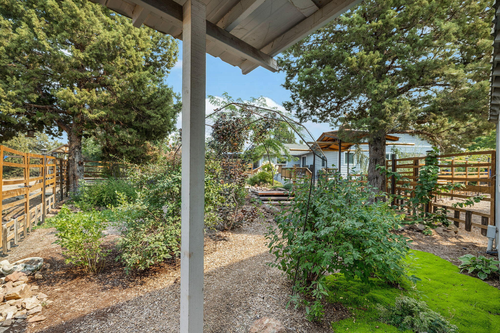 6701 SW Highland Drive