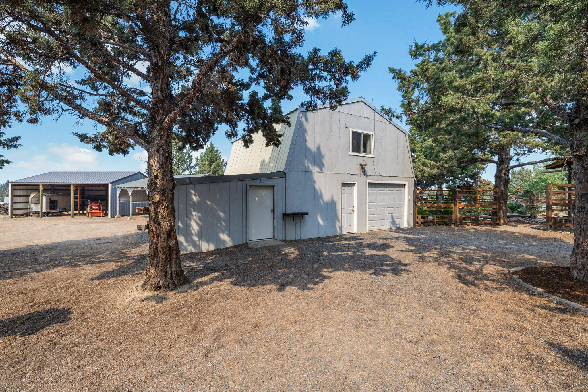 6701 SW Highland Drive