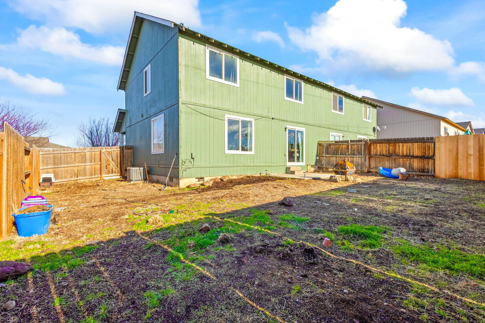 336 SE Leisek Way