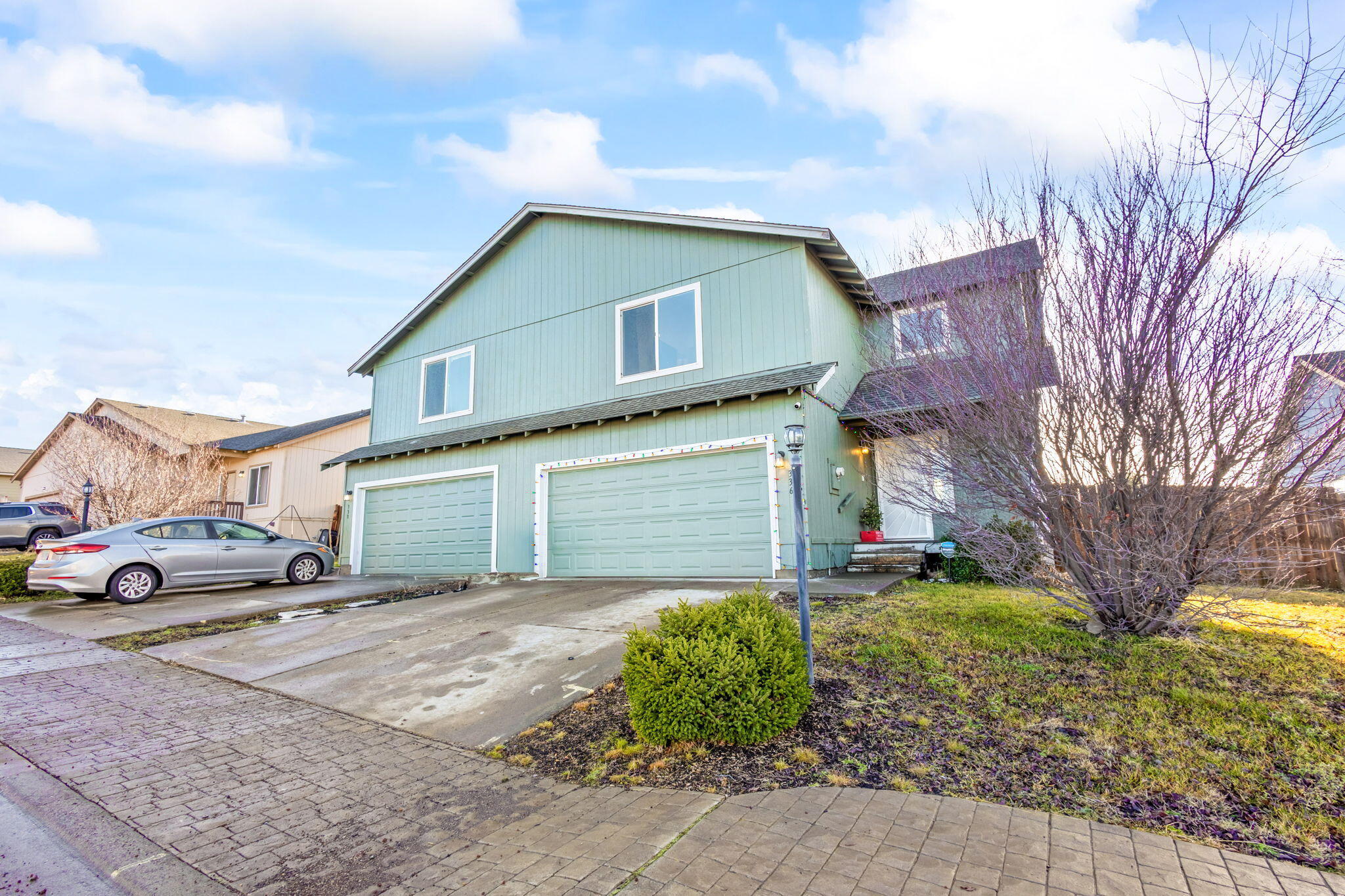 336 SE Leisek Way