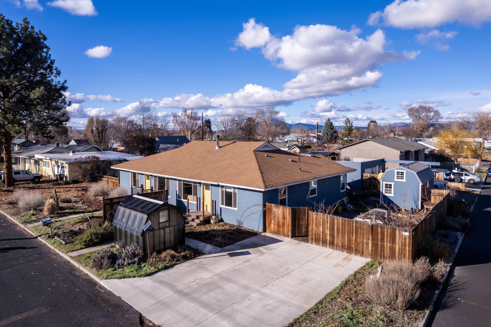 1111 NE Lookout Avenue