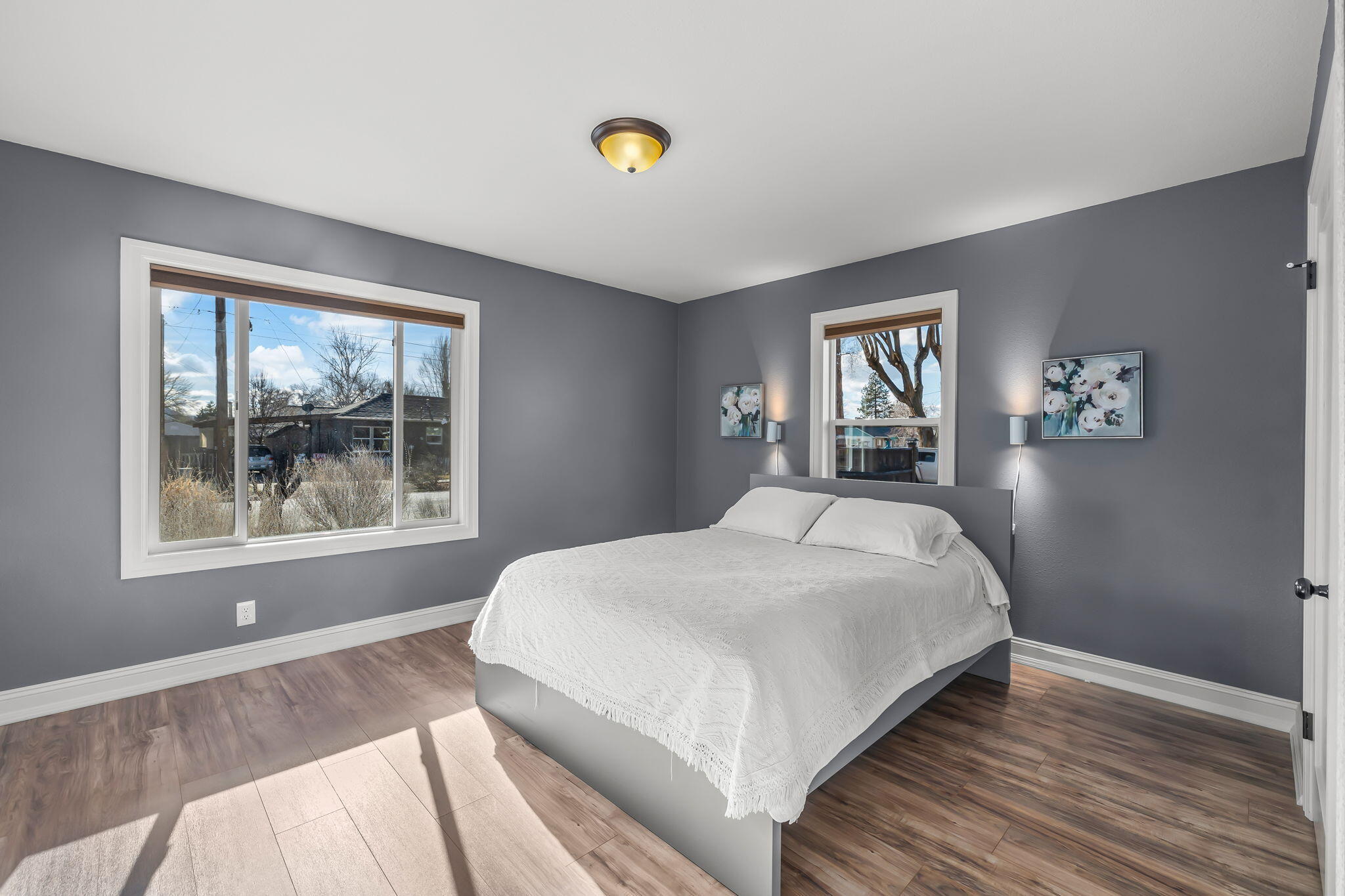 1111 NE Lookout Avenue