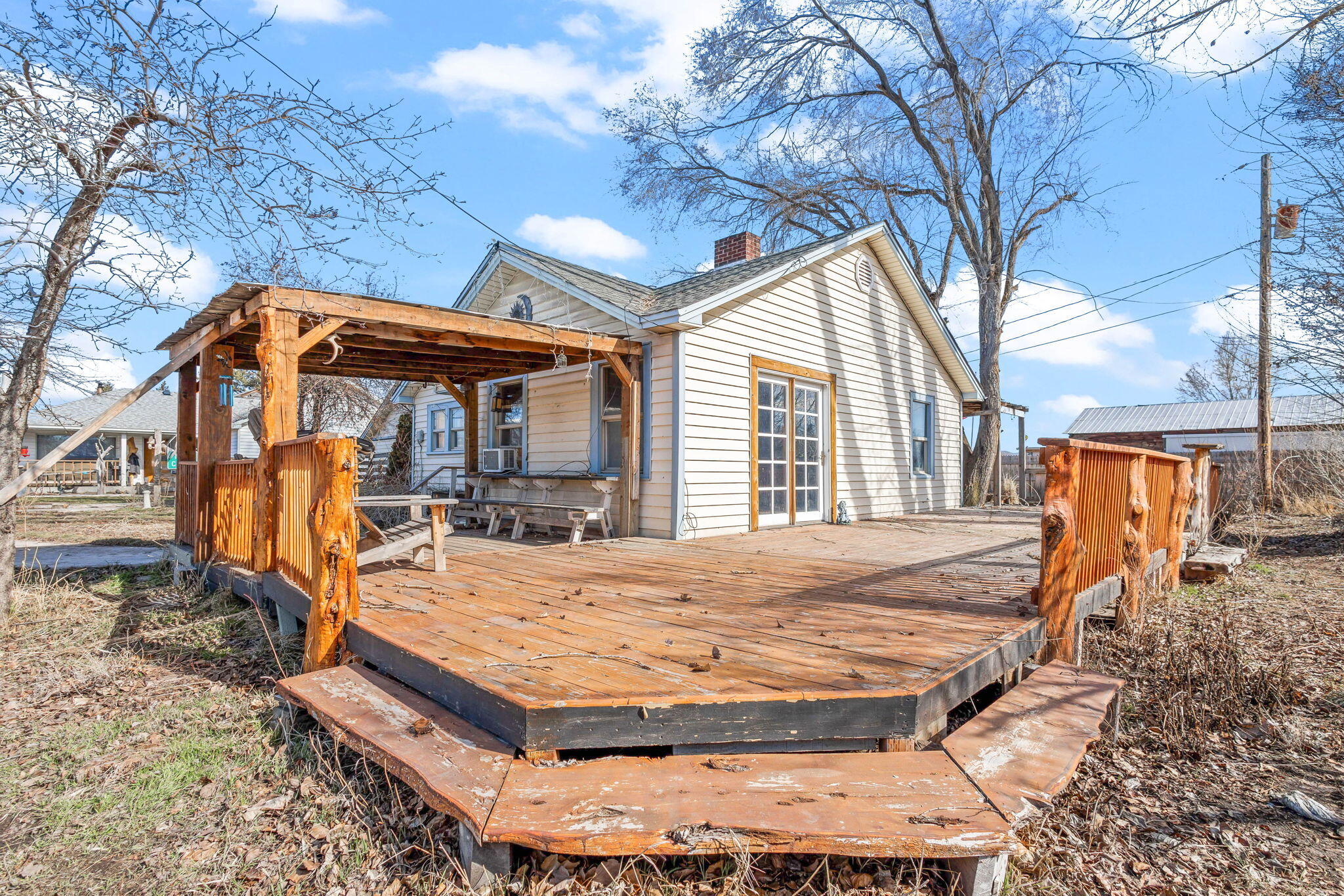 3818 NW Lamonta Road