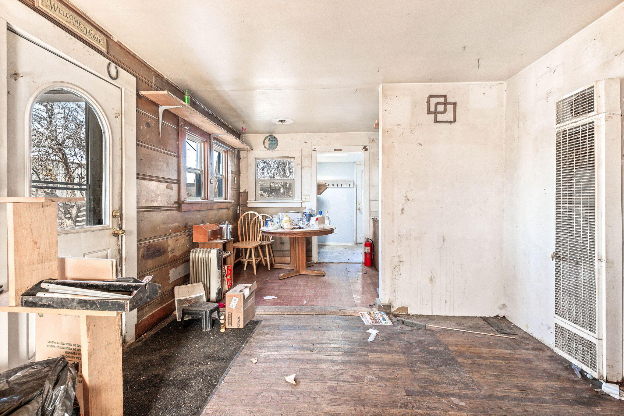 3818 NW Lamonta Road
