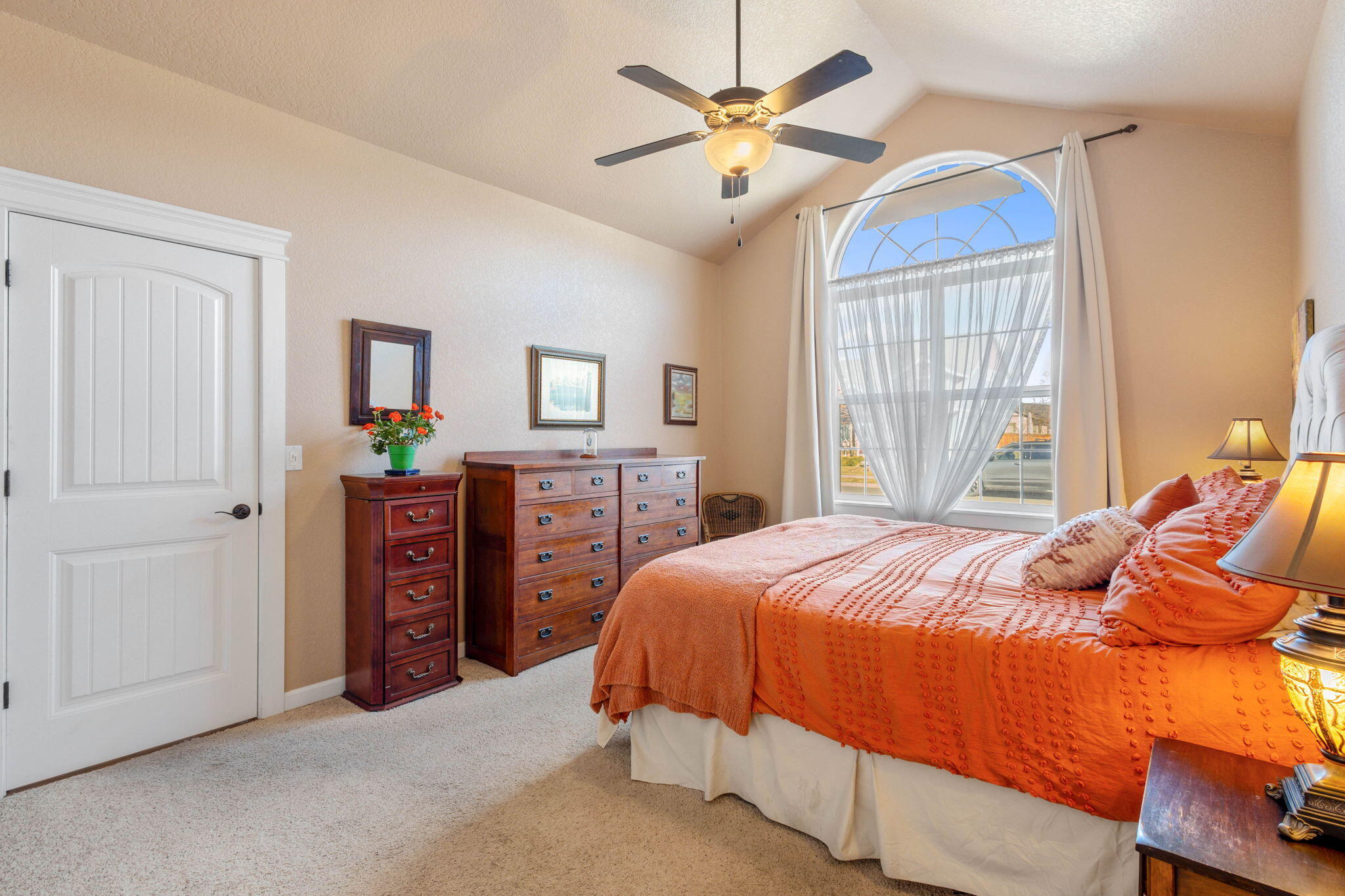 379 SE Pioneer Drive