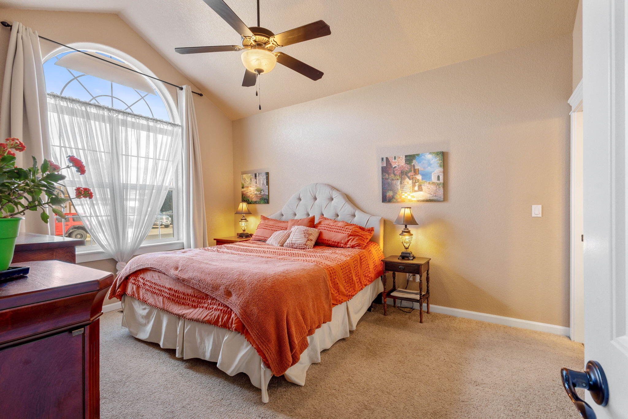 379 SE Pioneer Drive