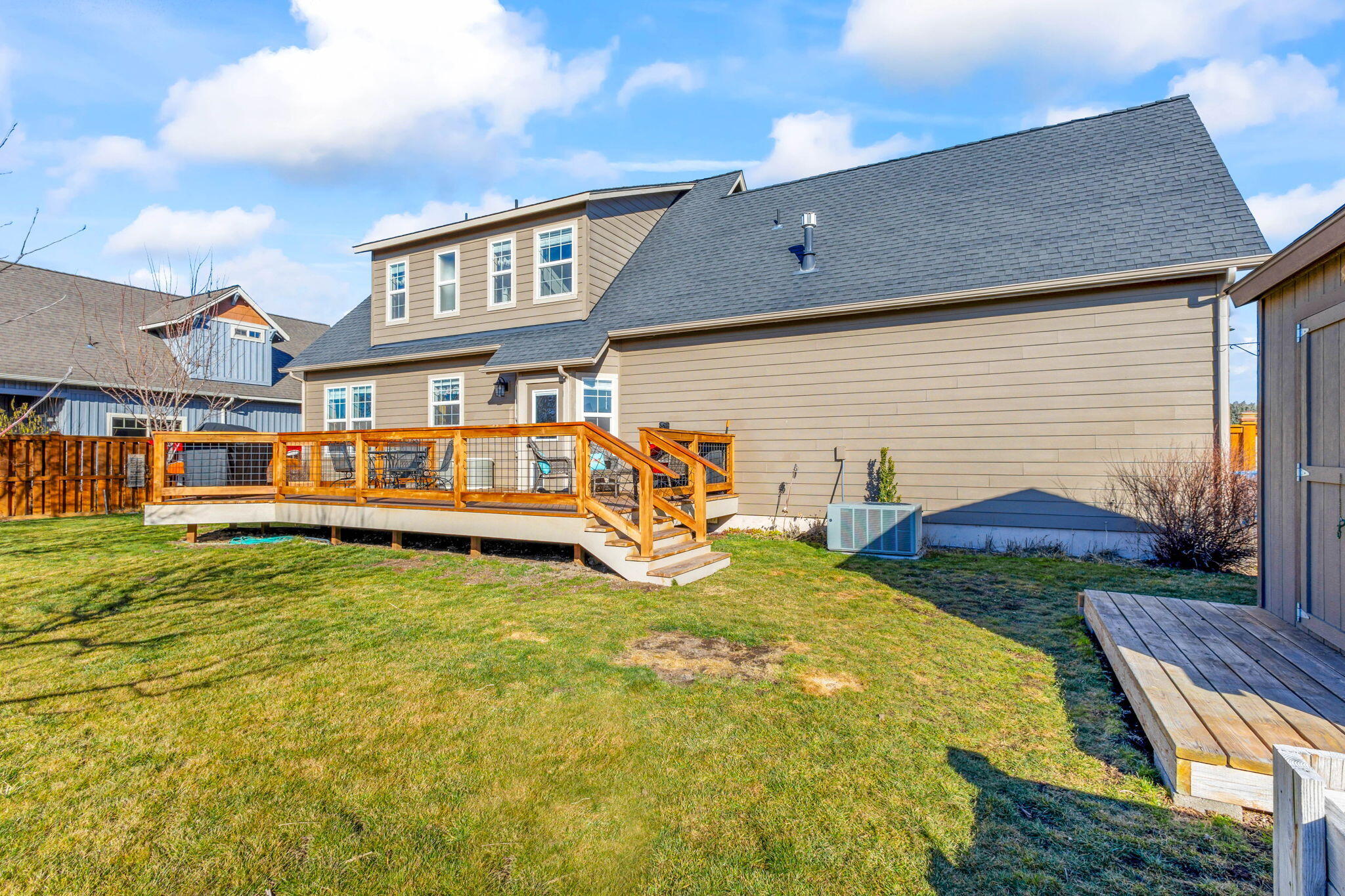 379 SE Pioneer Drive